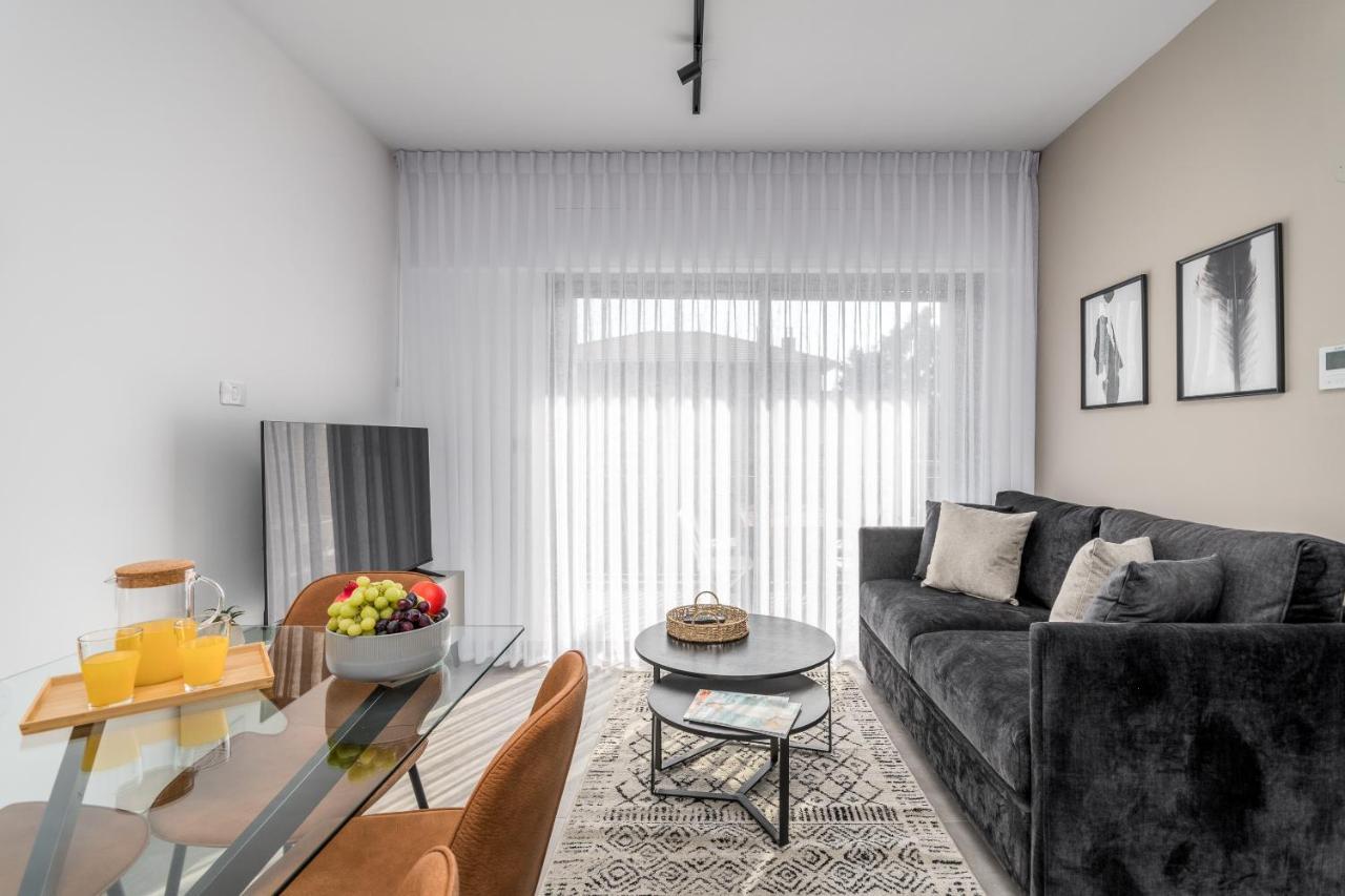 2Bdr W Parking Shirat Haneviim - Mamilla Area Sea-U Yerusalem Bagian luar foto